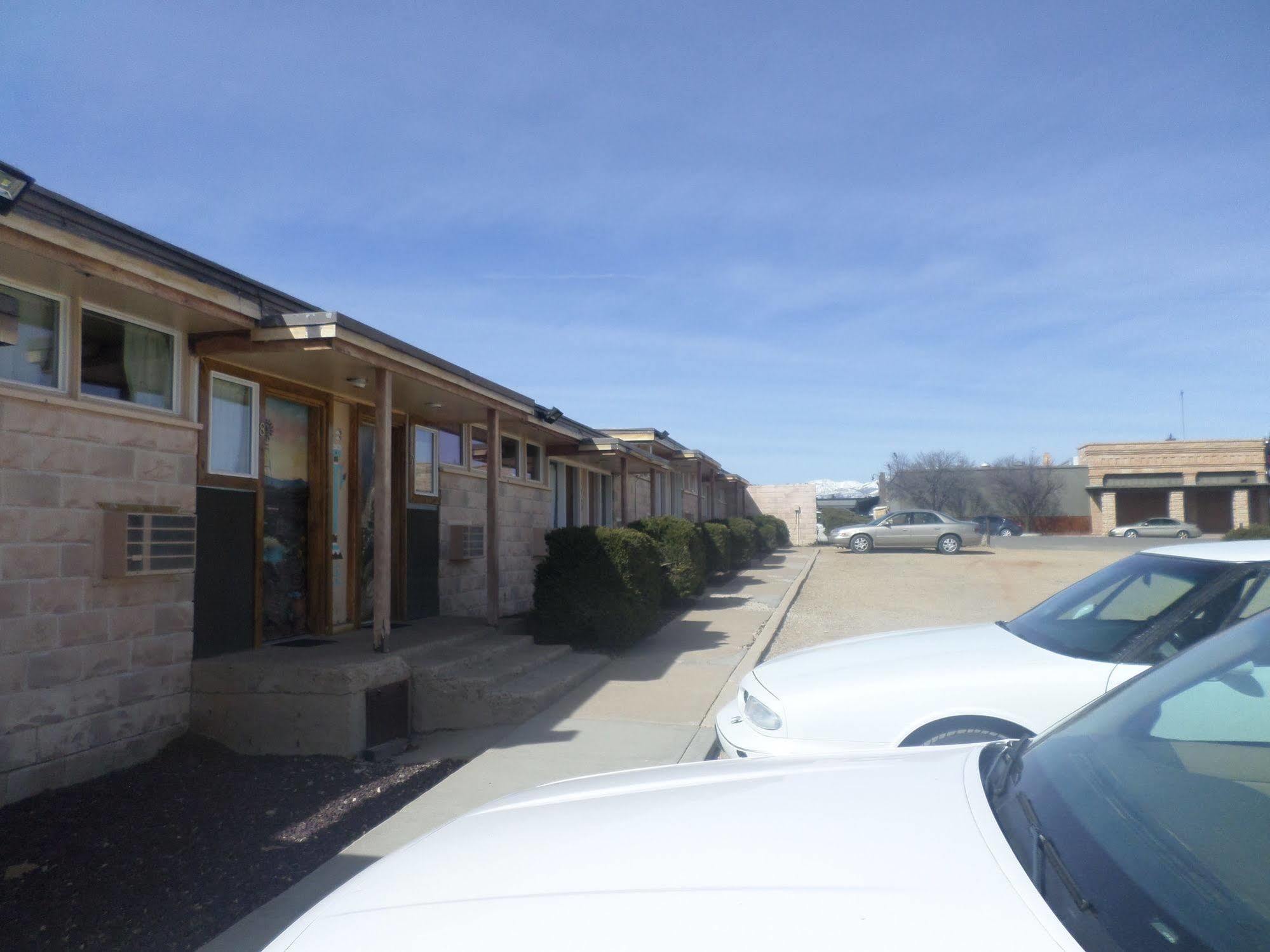 Cliff Palace Motel Blanding Eksteriør bilde